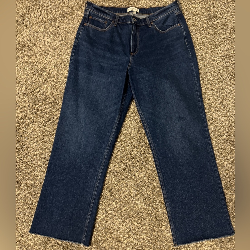 Abercrombie & Fitch Dark Wash Low Rise Baggy Jeans Size 32/14